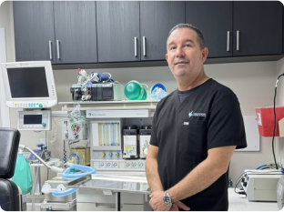 Dr Johanny in clinic.png